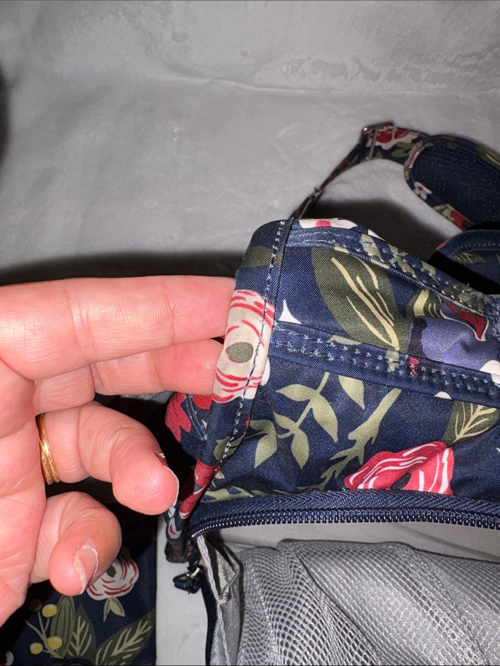 Ju-Ju-Be Classic Convertible Diaper Bag - Midnight Posy EUC - Picture 7 of 12